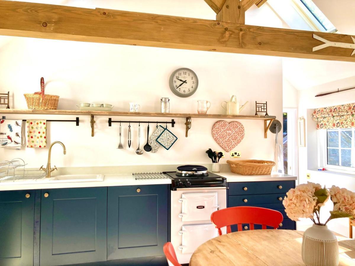 Holiday home The Old Workshop, *