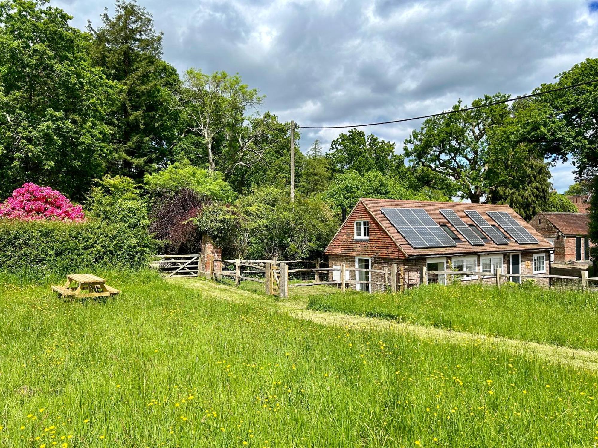 The Old Workshop, Holiday home *